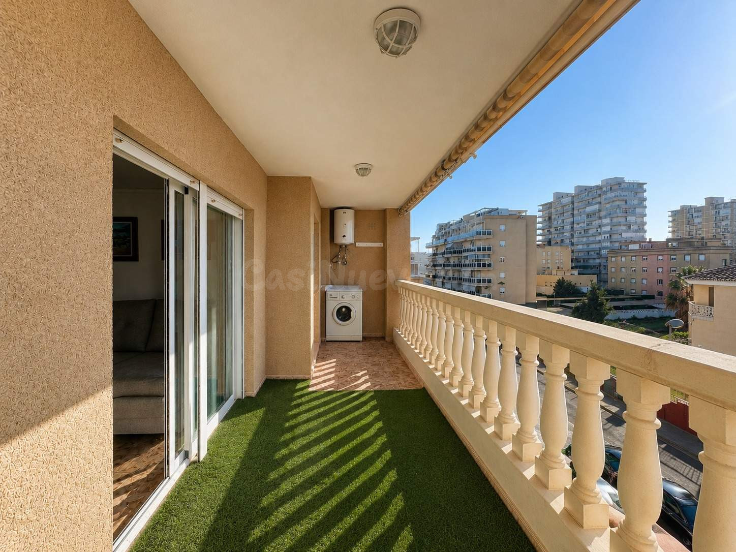 APARTAMENTO DE 3 habitaciones CON GRAN TERRAZA, GARAJE Y PIS - foto 3