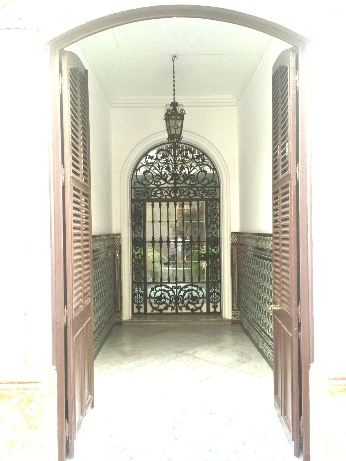 Casa Palacio en pleno centro de Tarifa - foto 4