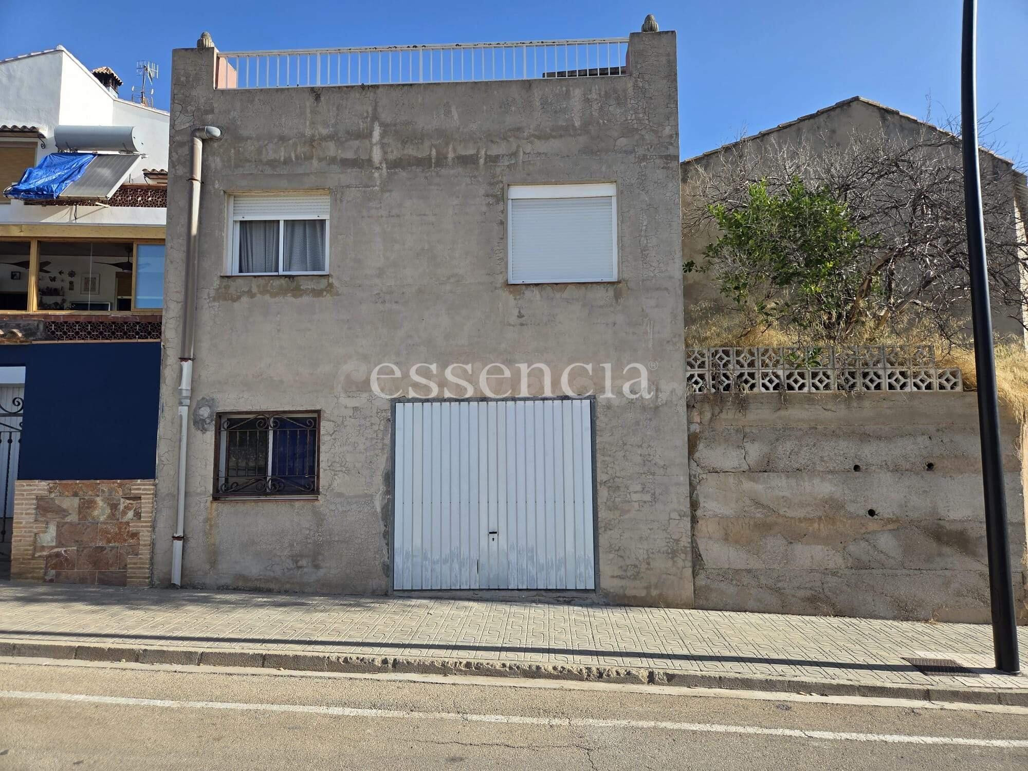 Gran casa con infinitas posibilidades - foto 2