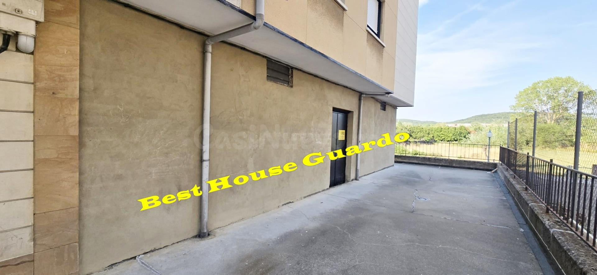Amplio Local Comercial en Venta en el Centro de Guardo