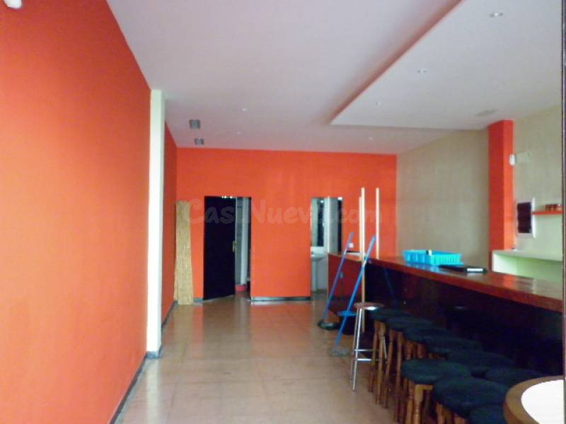 Local comercial en Benidorm zona 9, montado como bar. - foto 5