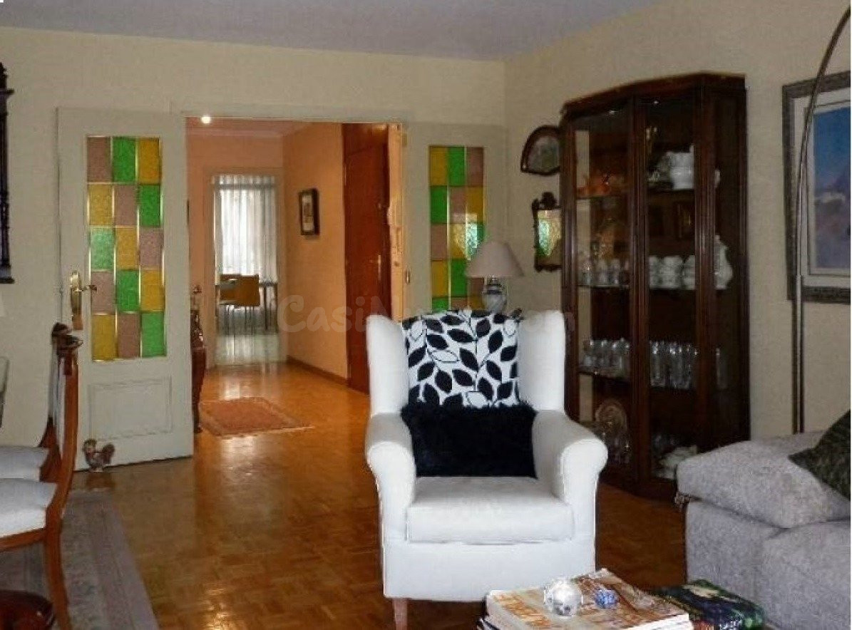 Piso en Benidorm zona Avenida Europa, 162 m2 - foto 2