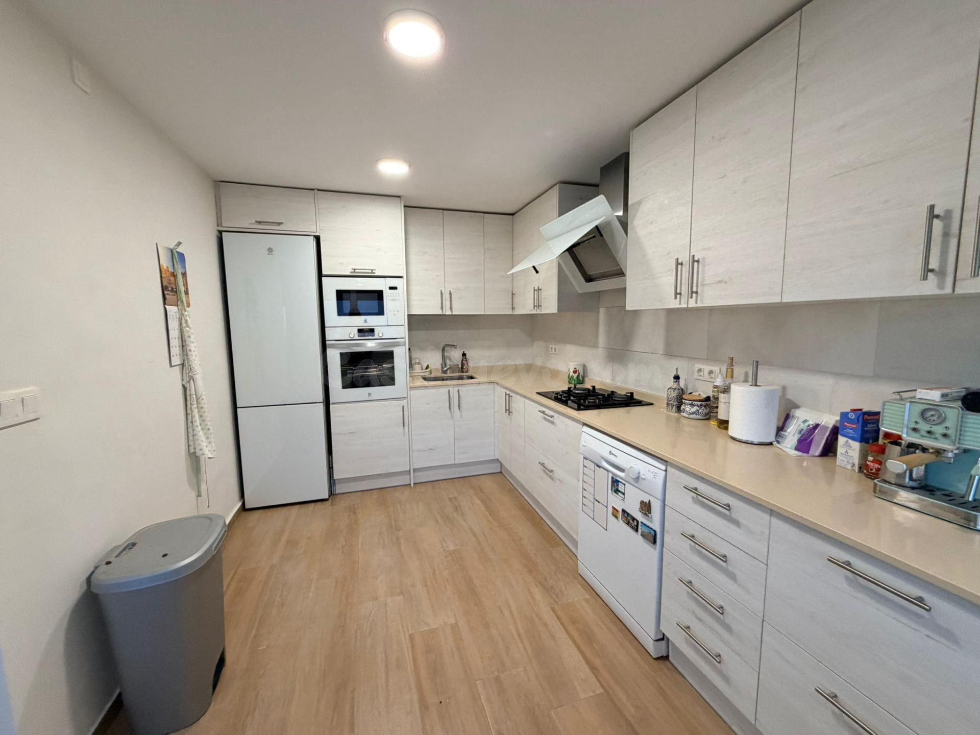 Precioso Pareado con vistas al mar y a 400m de la playa del Albir - foto 4