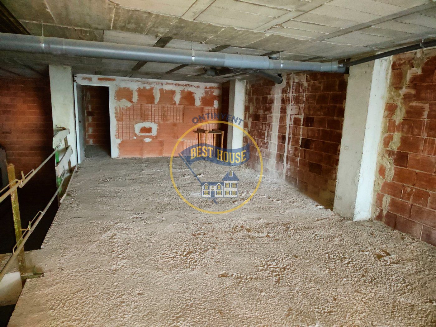 GRAN LOCAL DE CASI 1000M2 EN ONTINYENT. SE PUEDE OFRECER TAM - foto 2