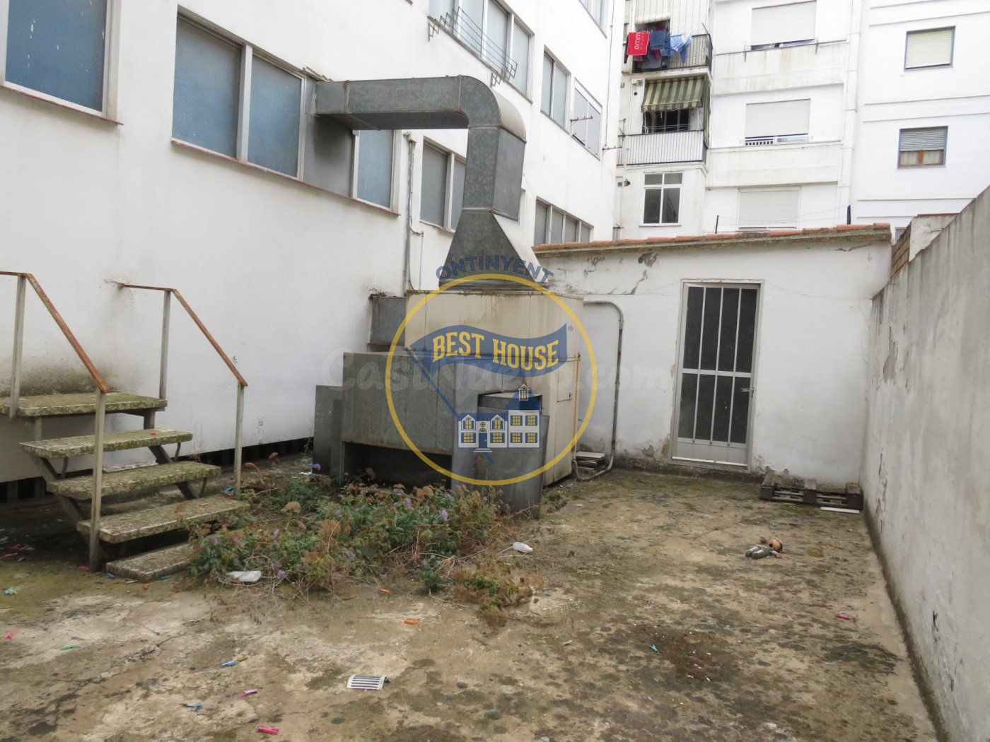 Local comercial 325m² en alquiler - Ontinyent - foto 2