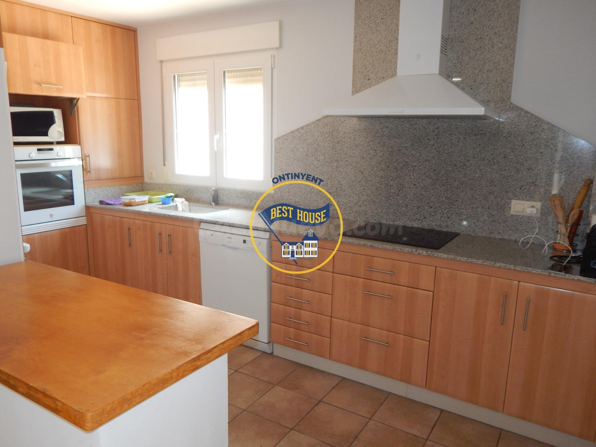 ¡¡OPORTUNIDAD!! ESPECTACULAR CHALET CON CASITA ACCESORIA, LI - foto 4