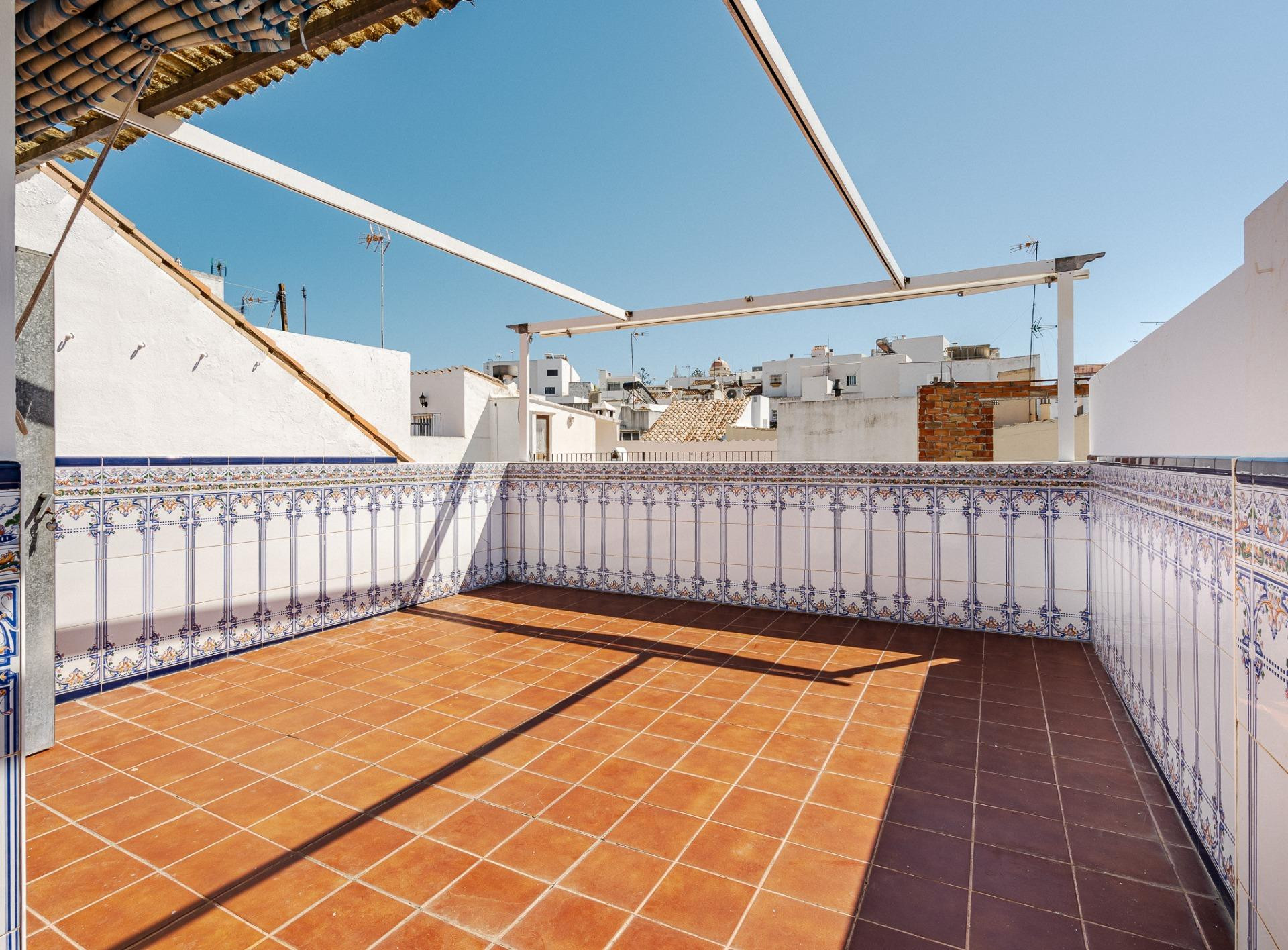 Una joya escondida en el casco antiguo de Estepona con espec - foto 2