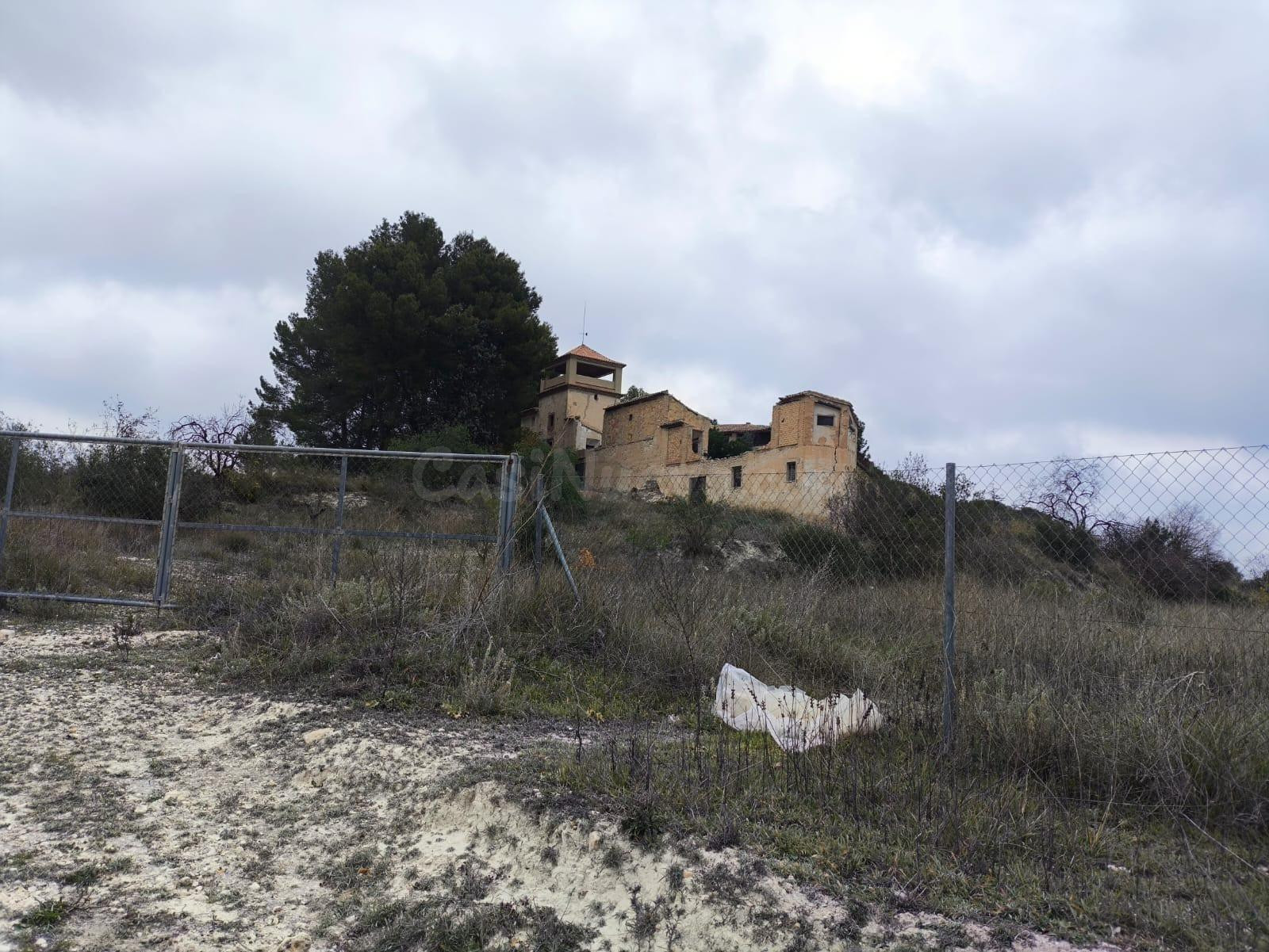 OPORTUNIDAD!! ESPECTACULAR FINCA RÚSTICA PARA REFORMAR CON 1 - foto 5