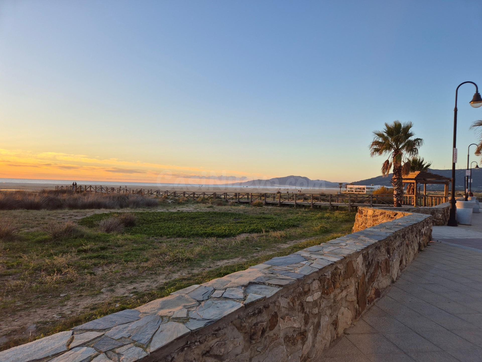 Apartamento primera línea de playa - foto 4