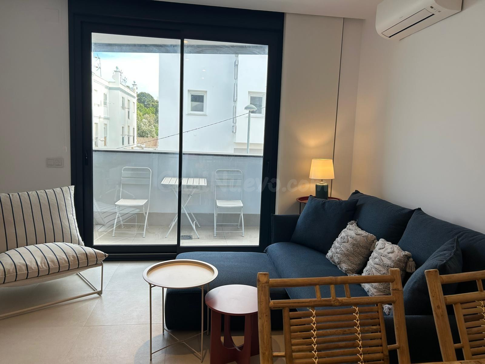 ATENCIÓN INVERSORES.BAJADA DE PRECIO. PISO ÚNICO CON LICENCIA TURÍSTICA - foto 3