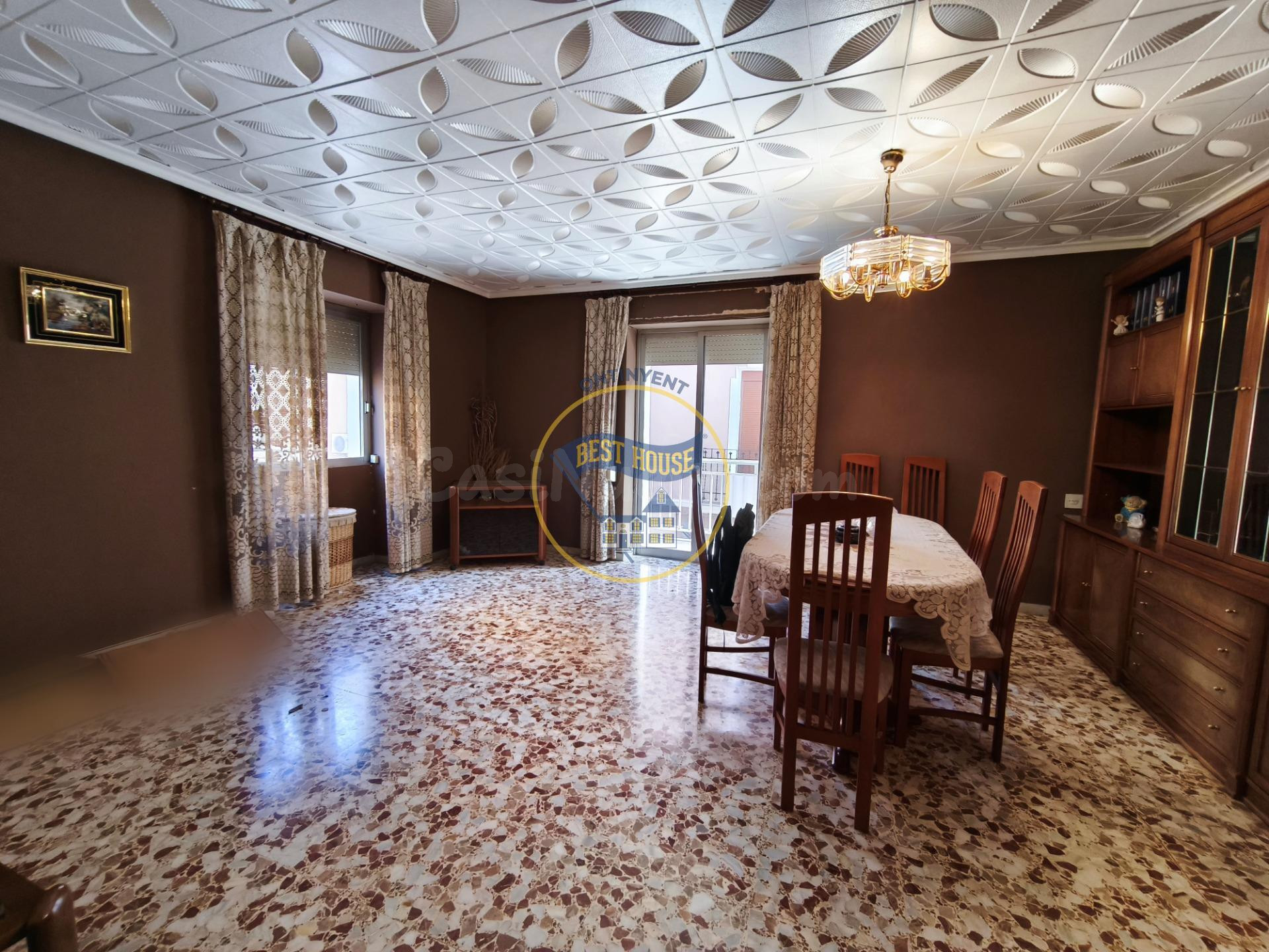 PISO ESPECTACULAR CON 4 habitaciones Y DOS TRASTEROS EN AIEL
