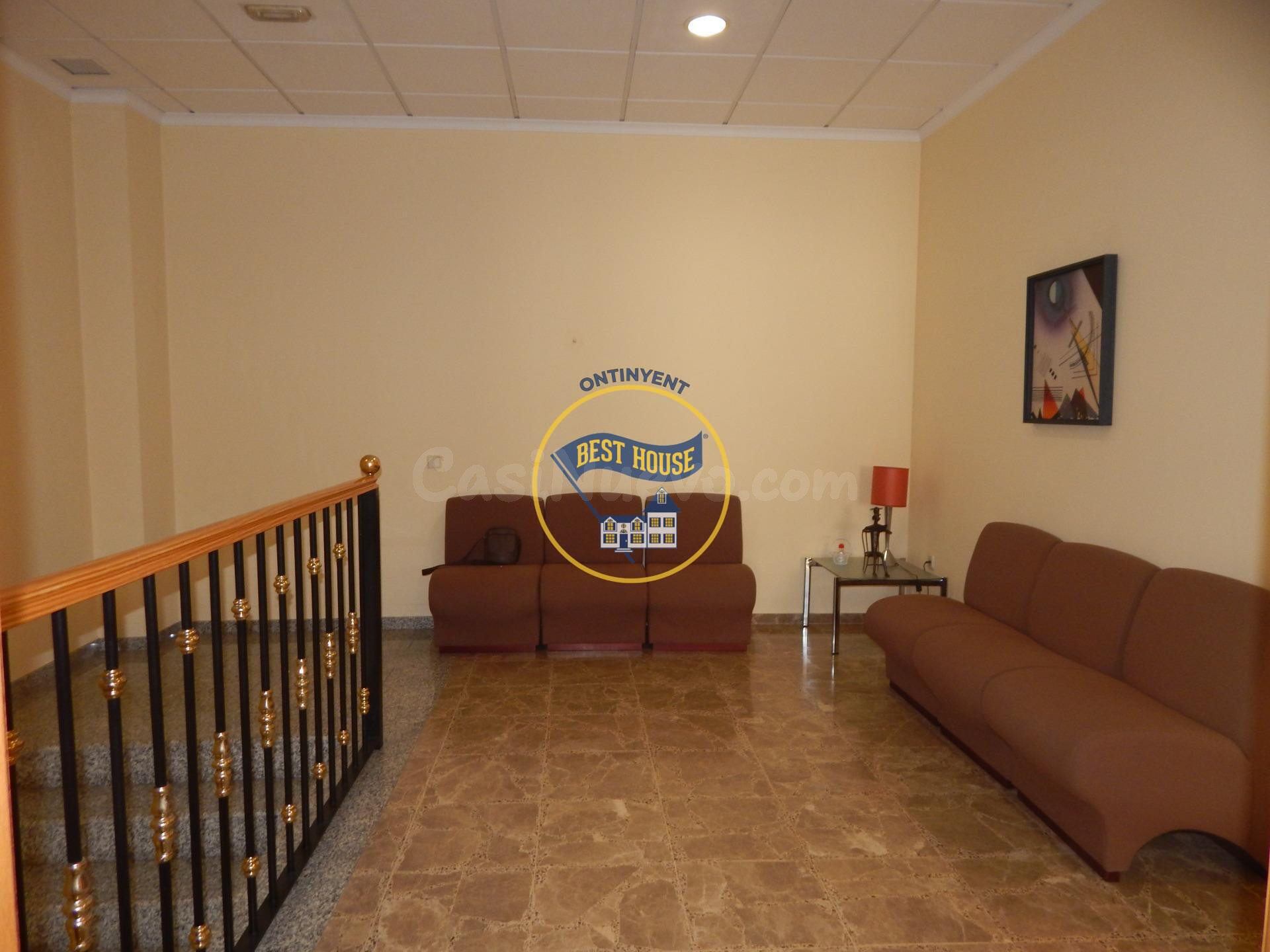 OPORTUNIDAD LOCAL ENTRESUELO EN VENTA EN OLLERIA CON ESTUDIO - foto 5