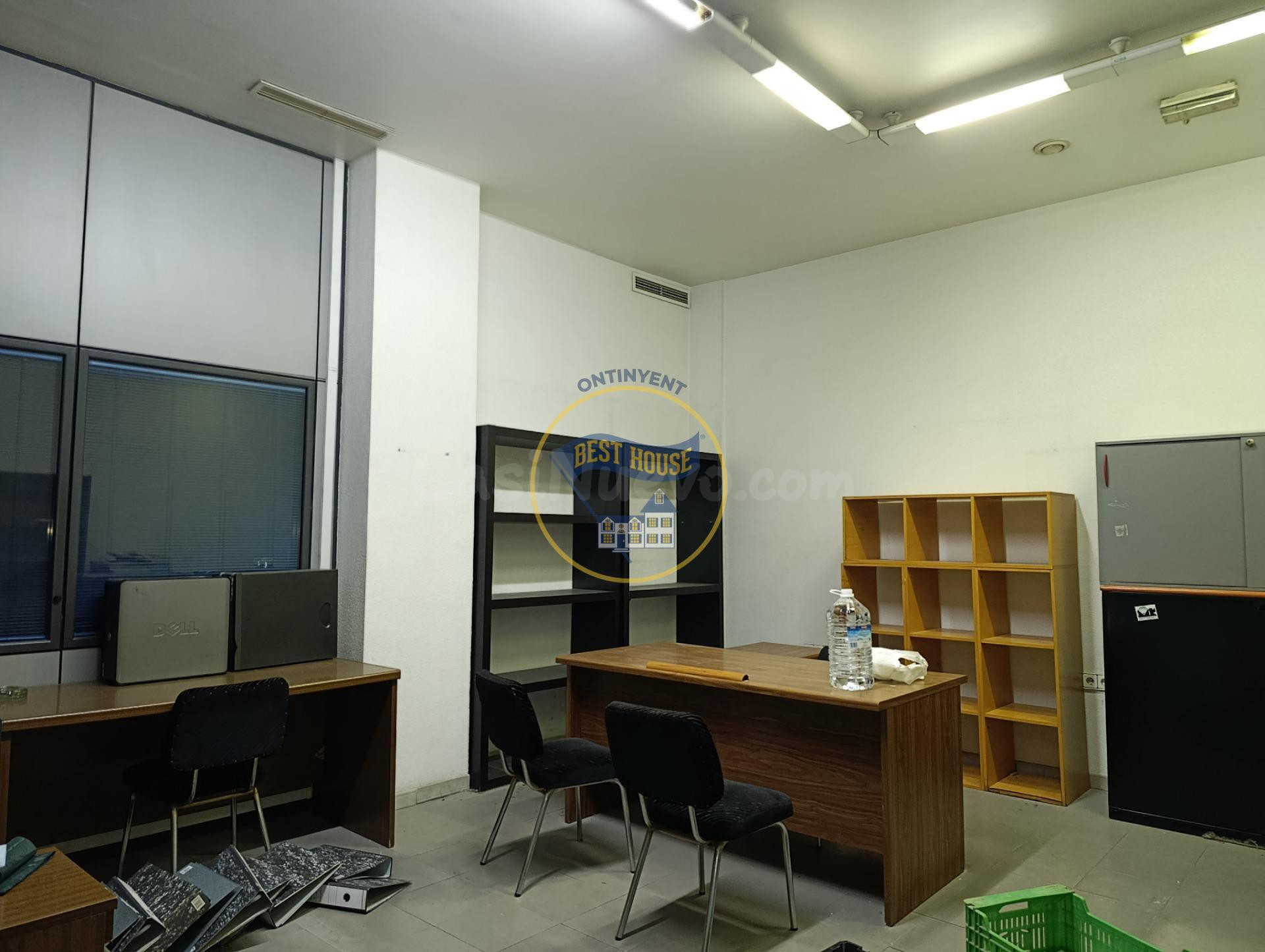 Amplio Local Comercial en Alquiler en Sant Josep, Ontinyent