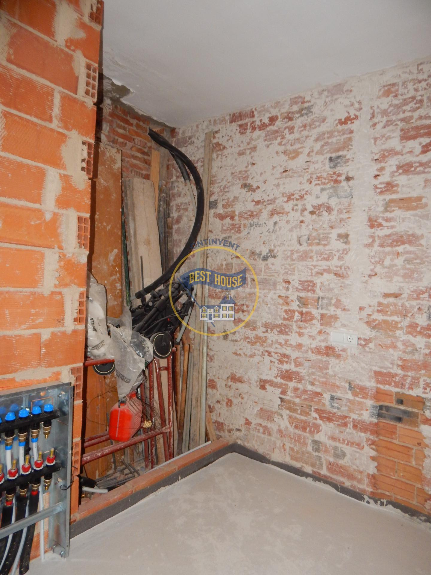 CASA PARA REFORMAR CON CLIMALIT TRIPLE Y PREINSTALACIÓN DE S - foto 3