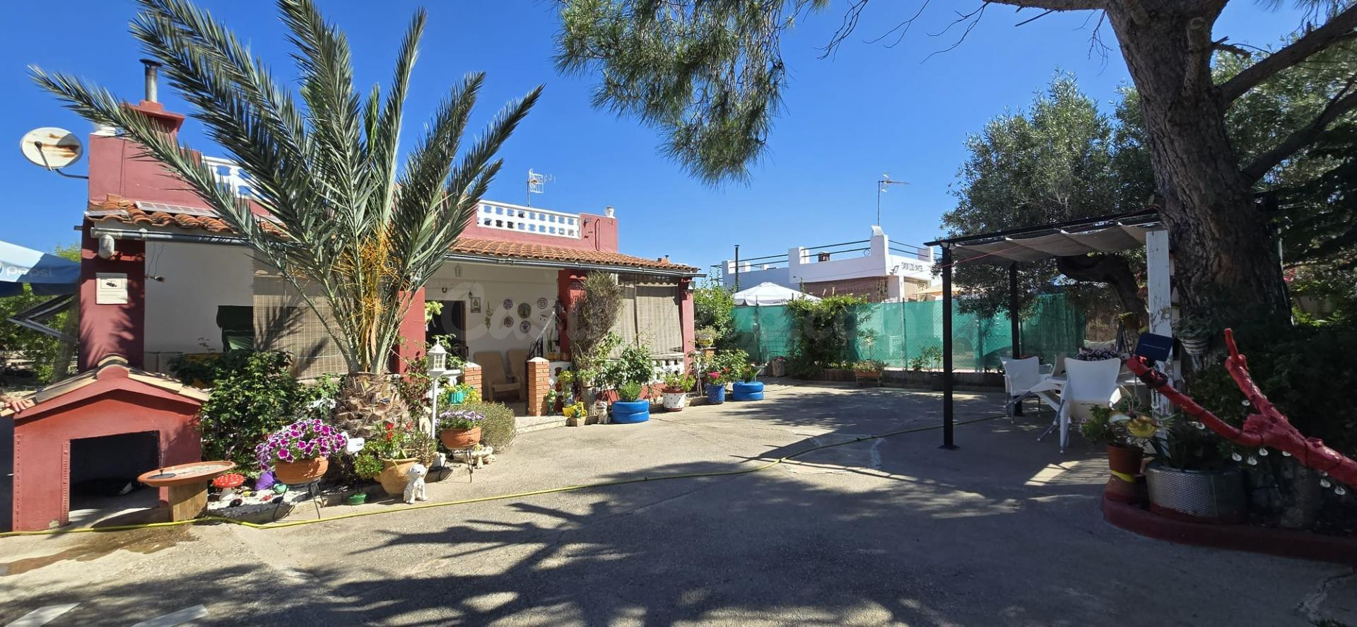 Chalet en venta Casinos.