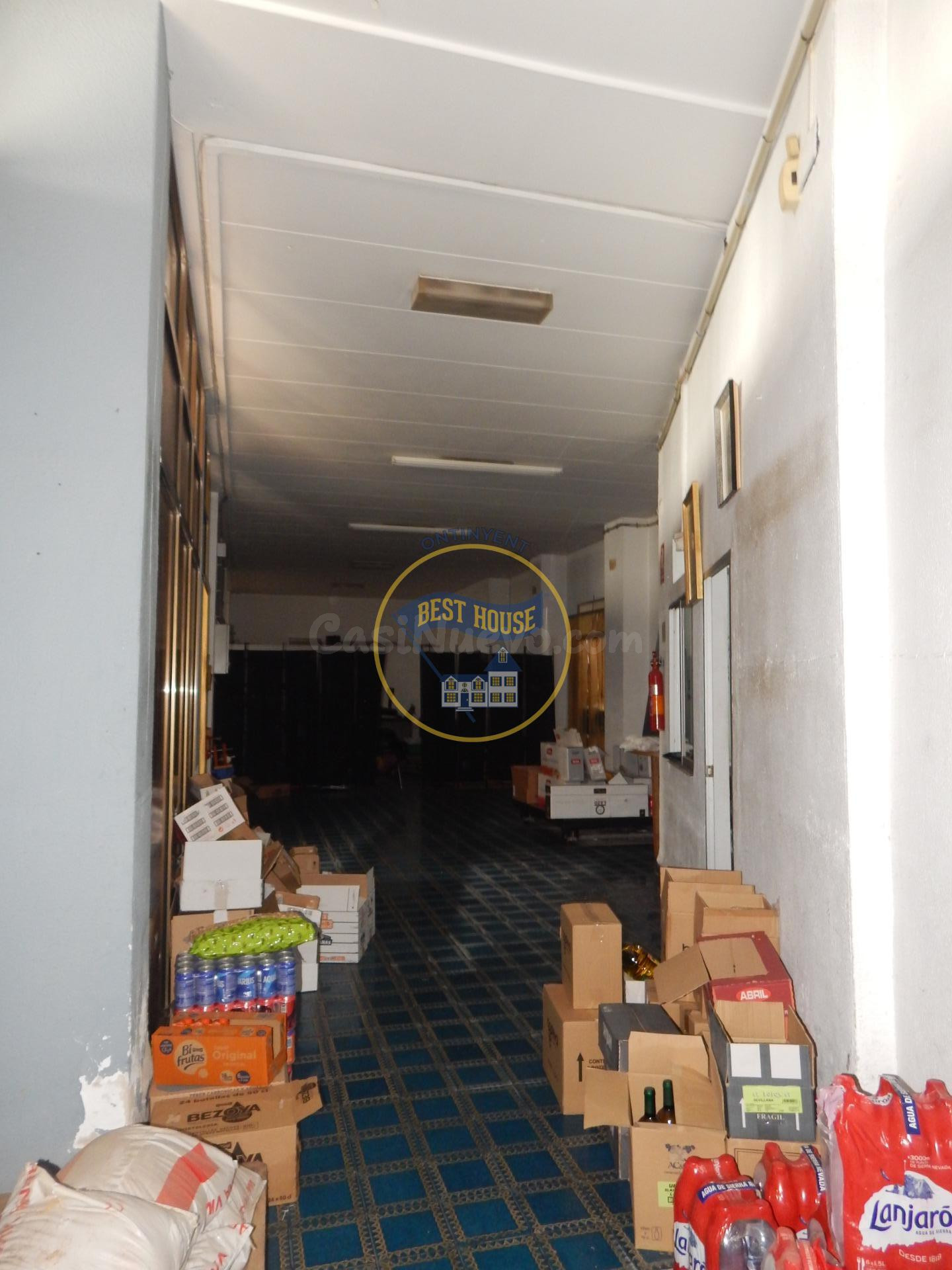 Amplio Local Comercial en Sant Josep, Ontinyent – Oportunida - foto 2