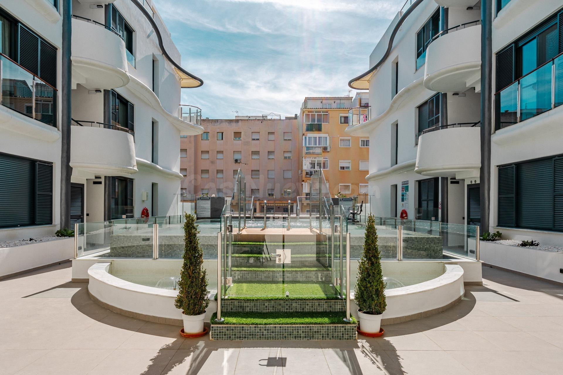 Apartamento 3 habitaciones,3 baños ,garaje y trastero - foto 5