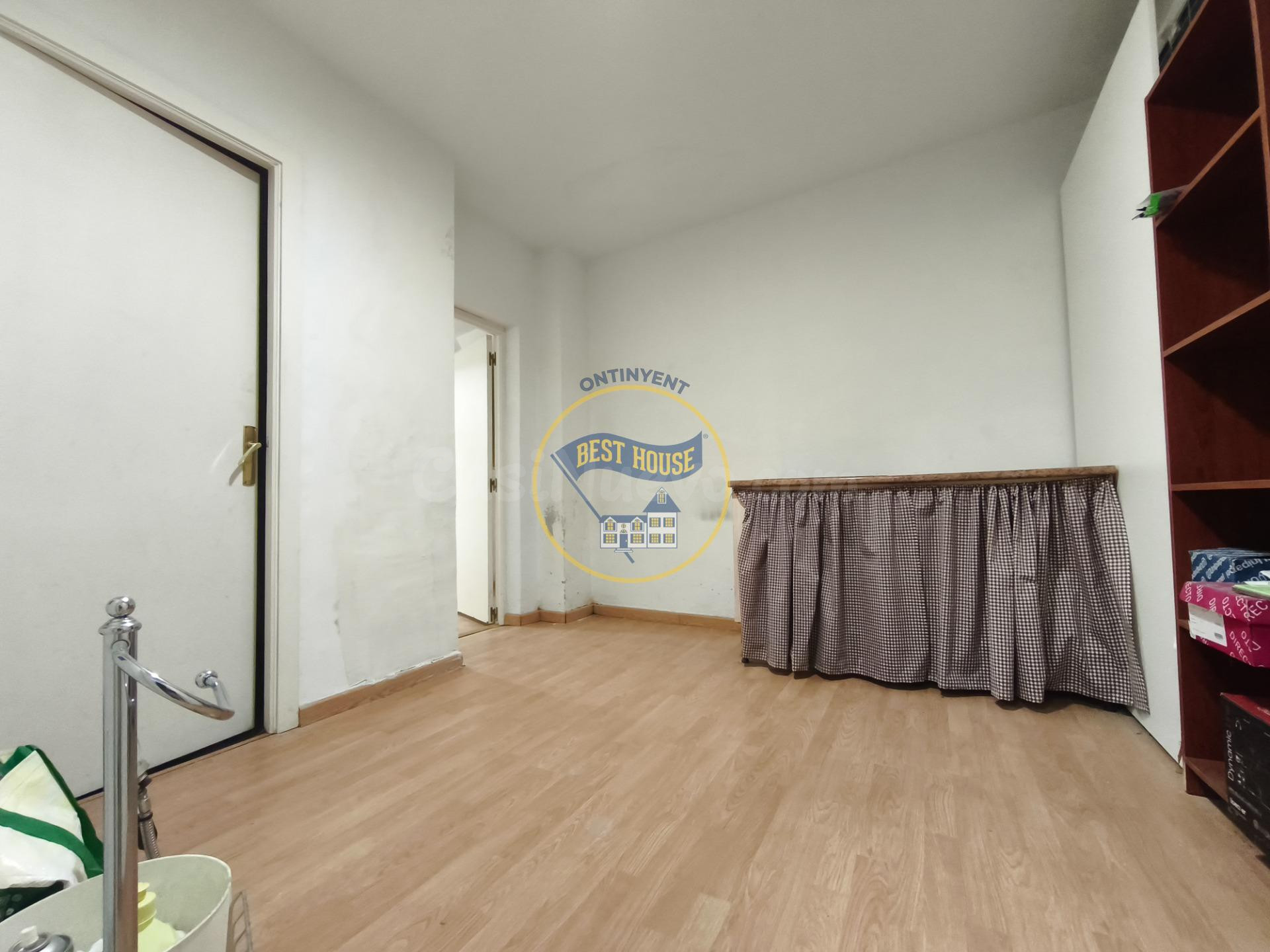 Local Comercial en zona tradicional de Ontinyent - foto 3