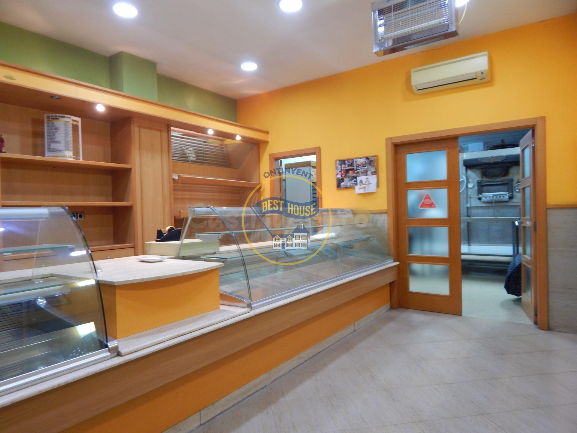 LUMINOSO LOCAL COMERCIAL EN LLOMBO - foto 3