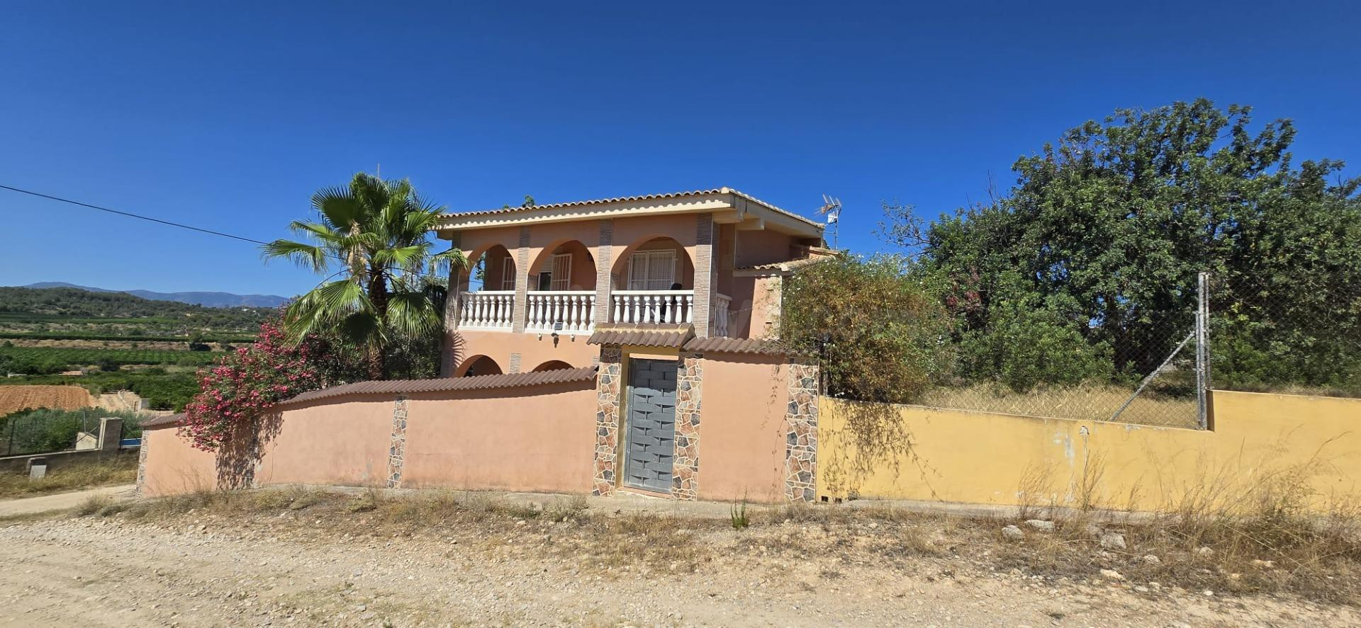 Chalet en venta Pedralba - foto 2