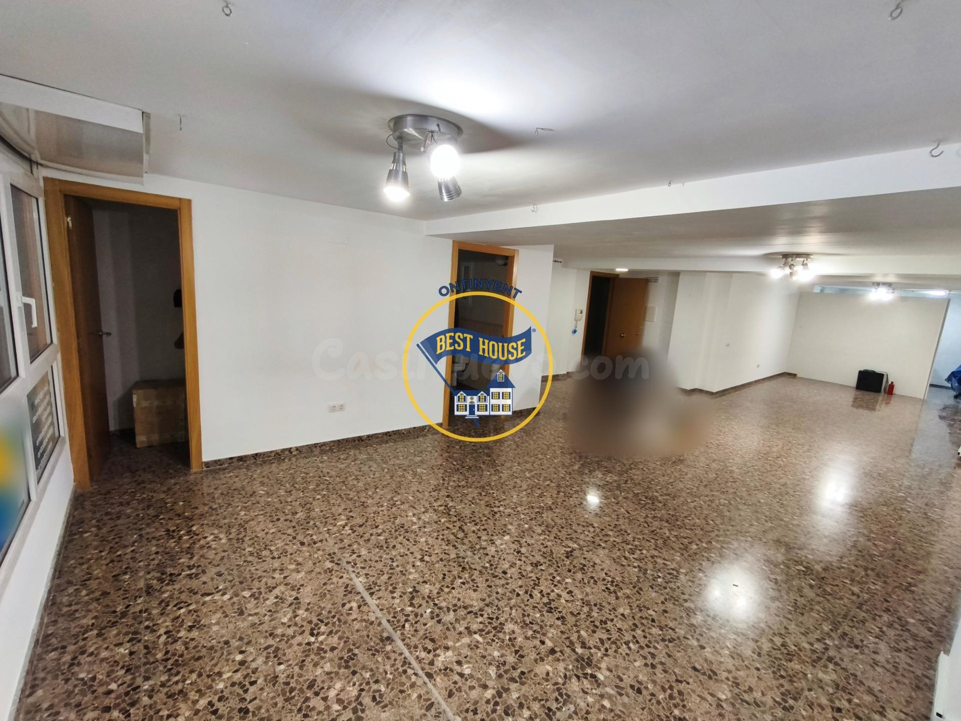 ¡OPORTUNIDAD EN ONTINYENT! Fabuloso local entresuelo muy cén - foto 4