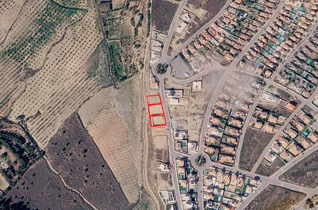 Oportunidad Única: Parcela en la Exclusiva Urbanización Caña - foto 5