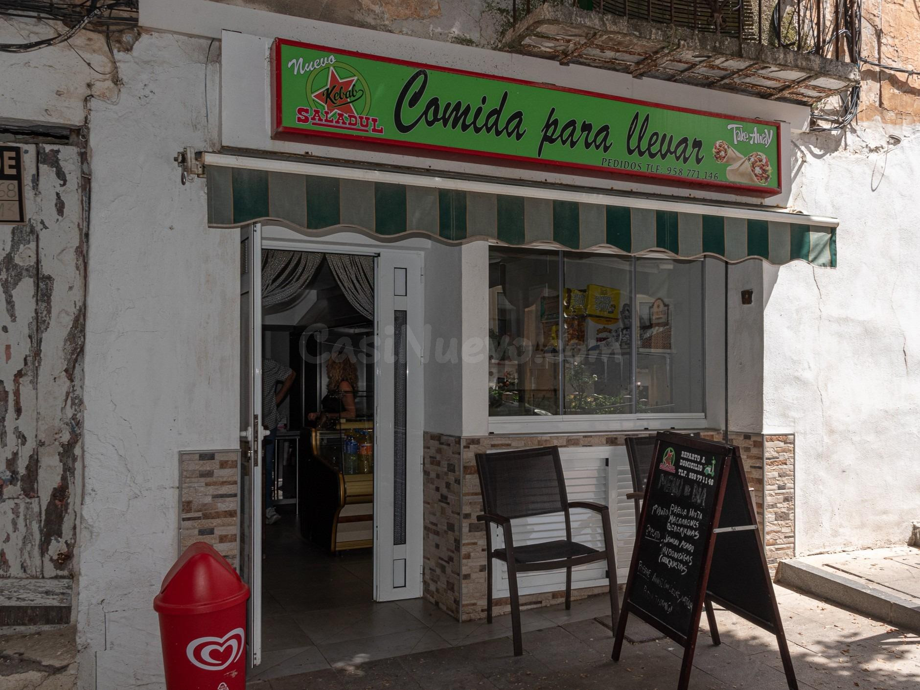 SE VENDE LOCAL DE COMIDAS PARA LLEVAR EN LANJARÓN (GRANADA) - foto 4