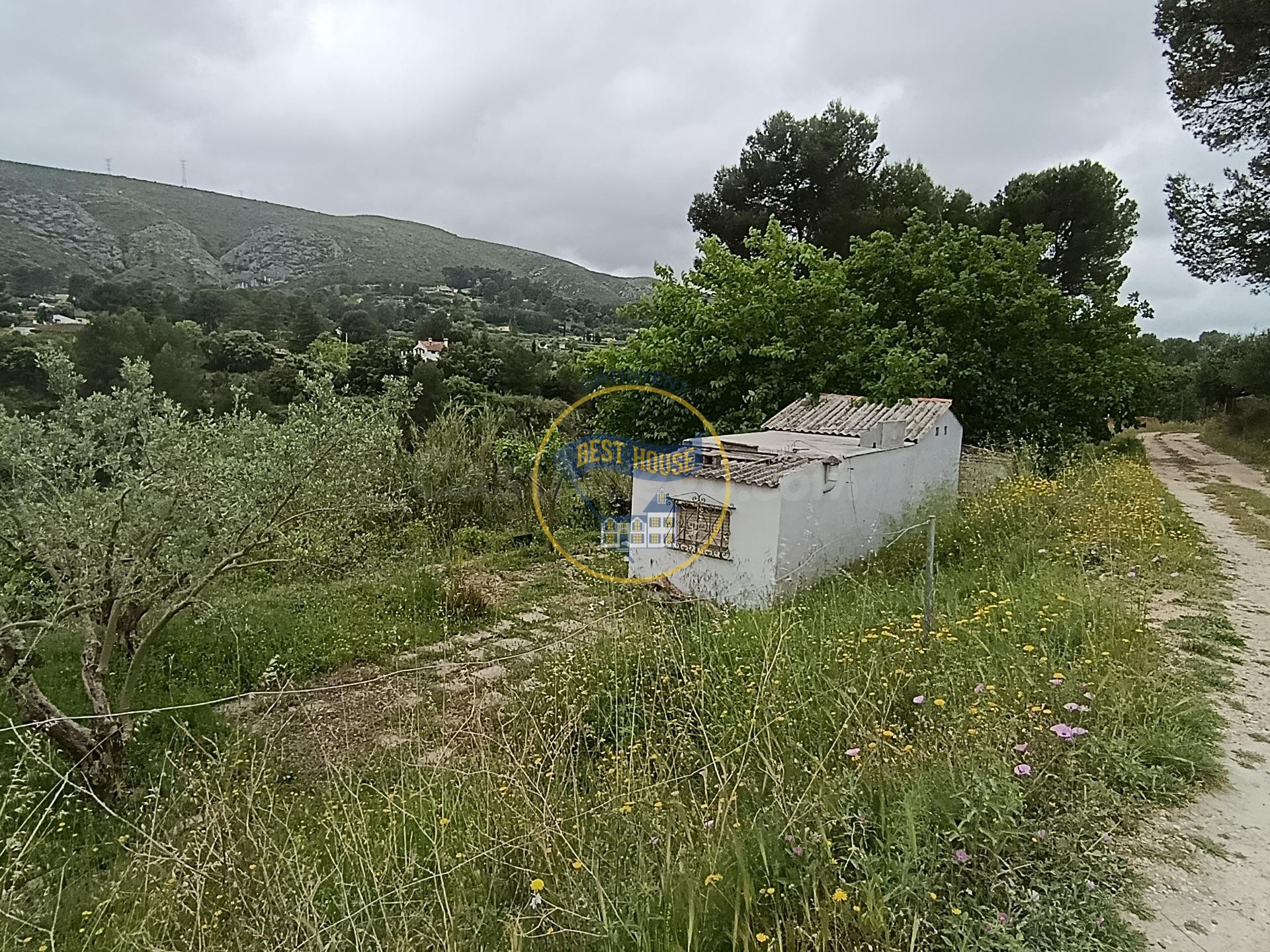 CASA DE CAMPO CON TERRENO EN EXCLUSIVA EN ONTINYENT - foto 2