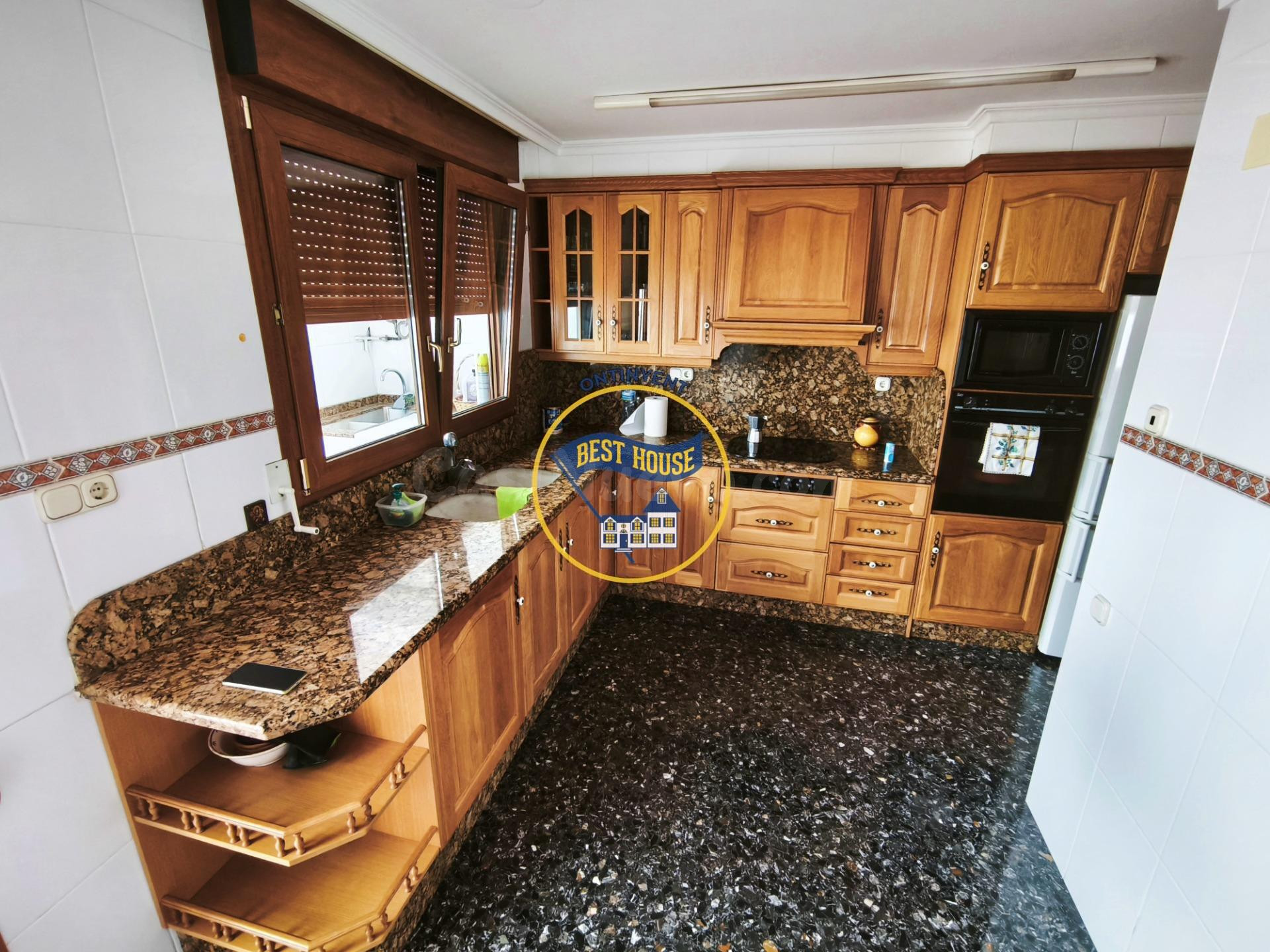 ¡¡GRAN OPORTUNIDAD EN EXCLUSIVA!! LUMINOSO PRIMER PISO EN ON - foto 2