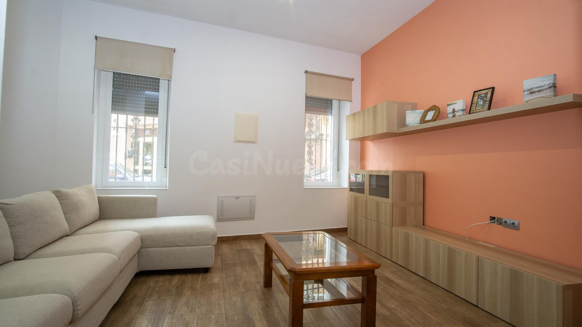 Casa en planta baja con entrada independiente, totalmente re - foto 3