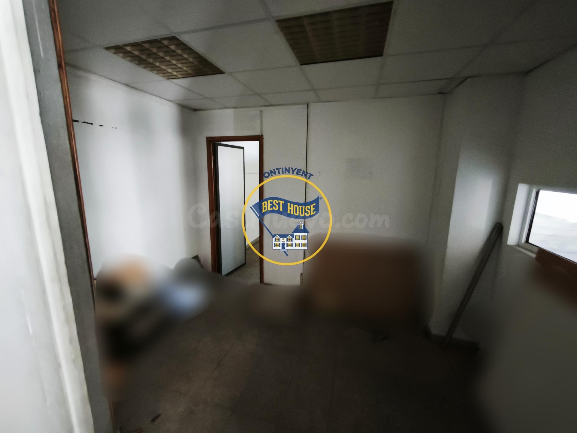 ¡¡OPORTUNIDAD!! ESTUPENDO LOCAL DE MÁS DE 200M2 CON MUCHA VI - foto 2
