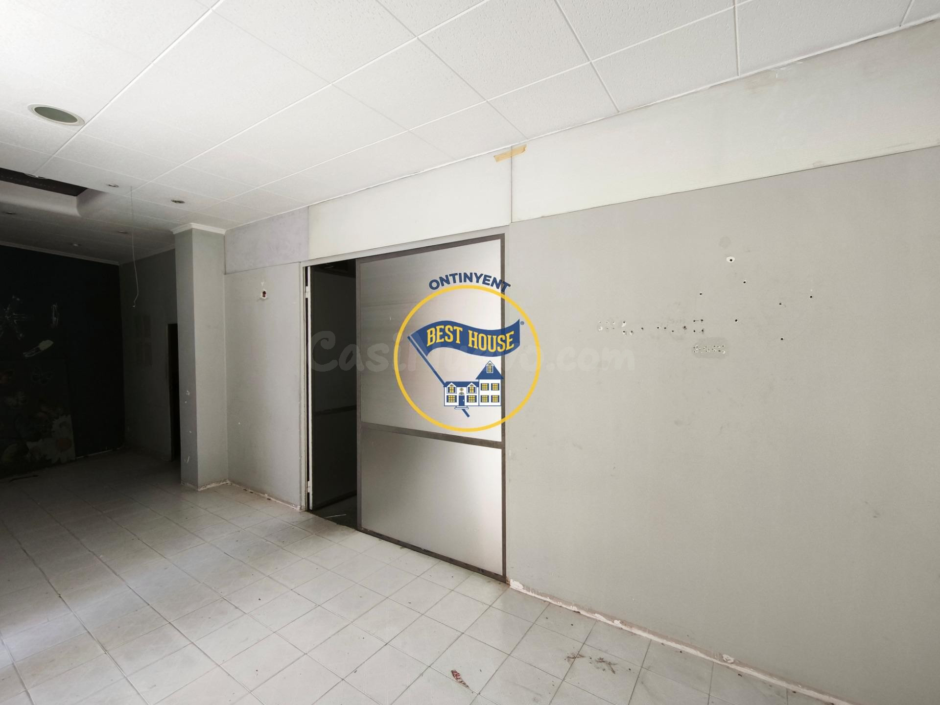 ¡¡OPORTUNIDAD!! ESTUPENDO LOCAL DE MÁS DE 200M2 CON MUCHA VI - foto 5