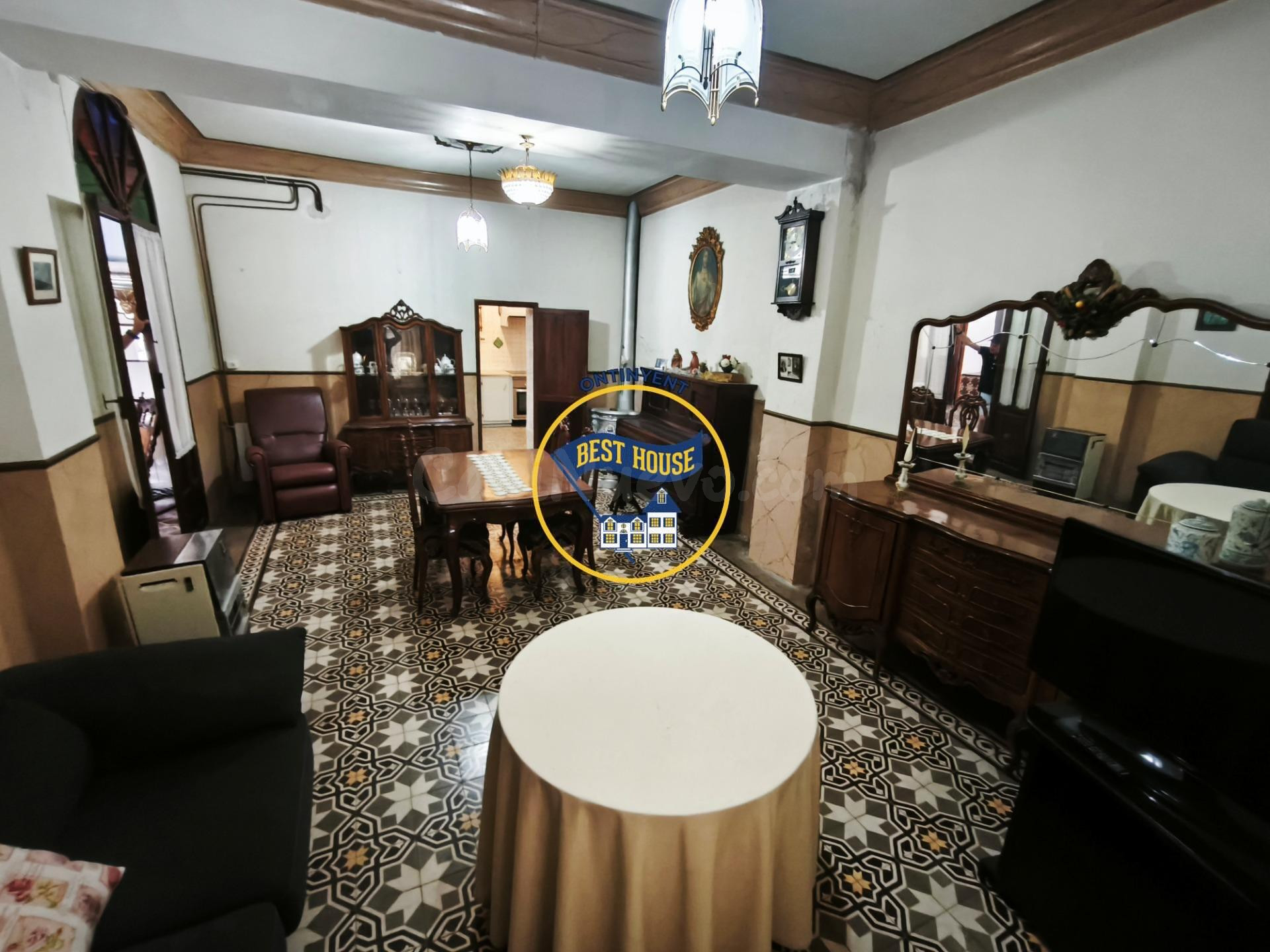 ¡¡OPORTUNIDAD!! PRECIOSA CASA CON PATIO Y MUCHÍSIMO ESTILO E - foto 4