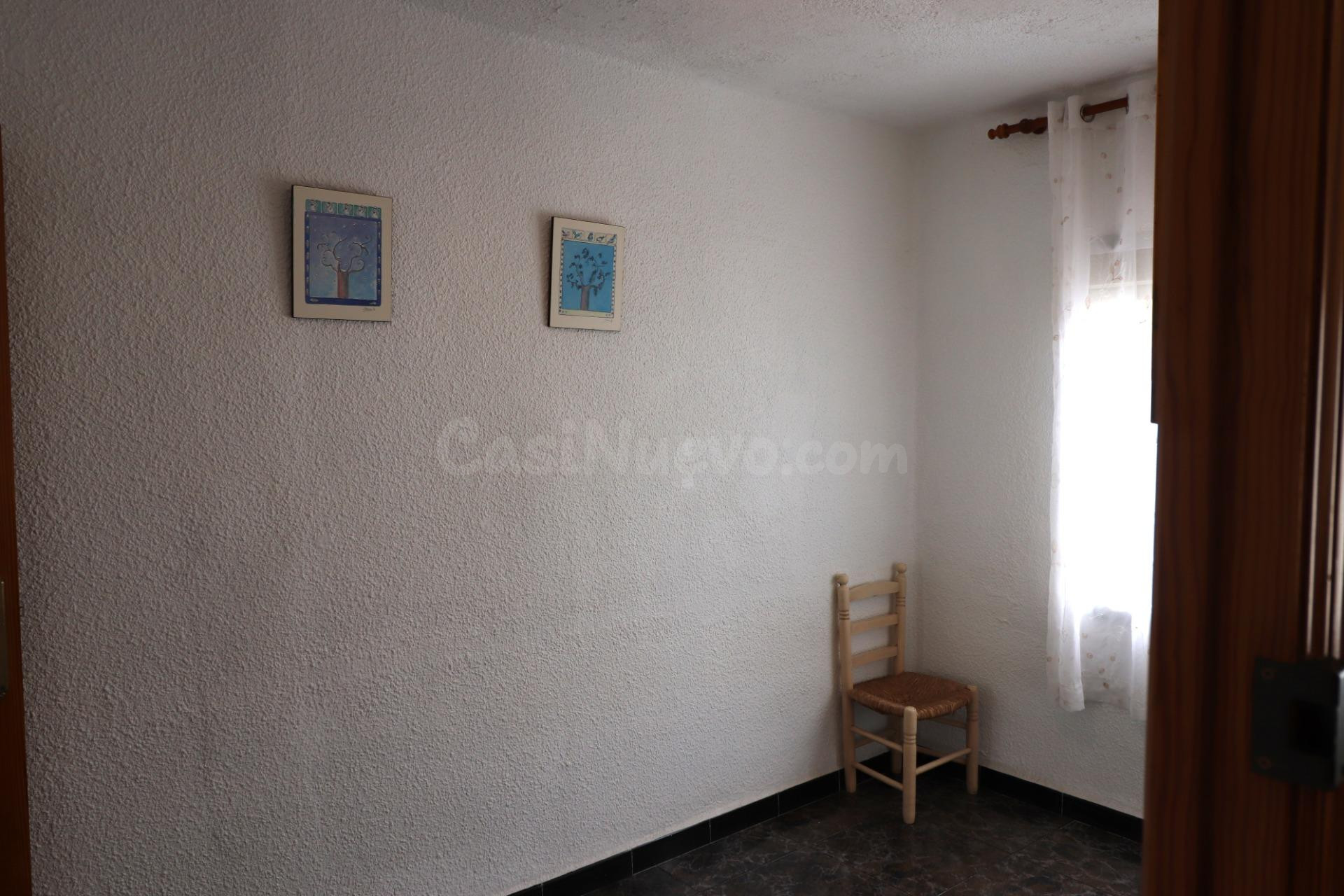 Segundo piso con 3 habitaciones en zona Las 300 - foto 2
