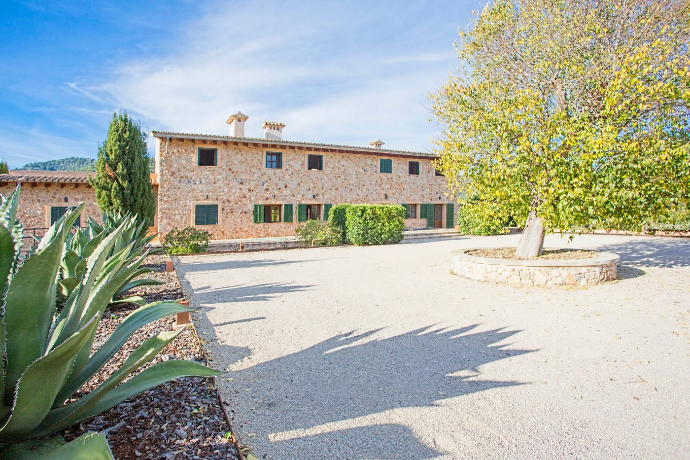 ENCANTADORA FINCA RÚSTICA DENTRO DE UN PRECIOSO ENTORNO NATU