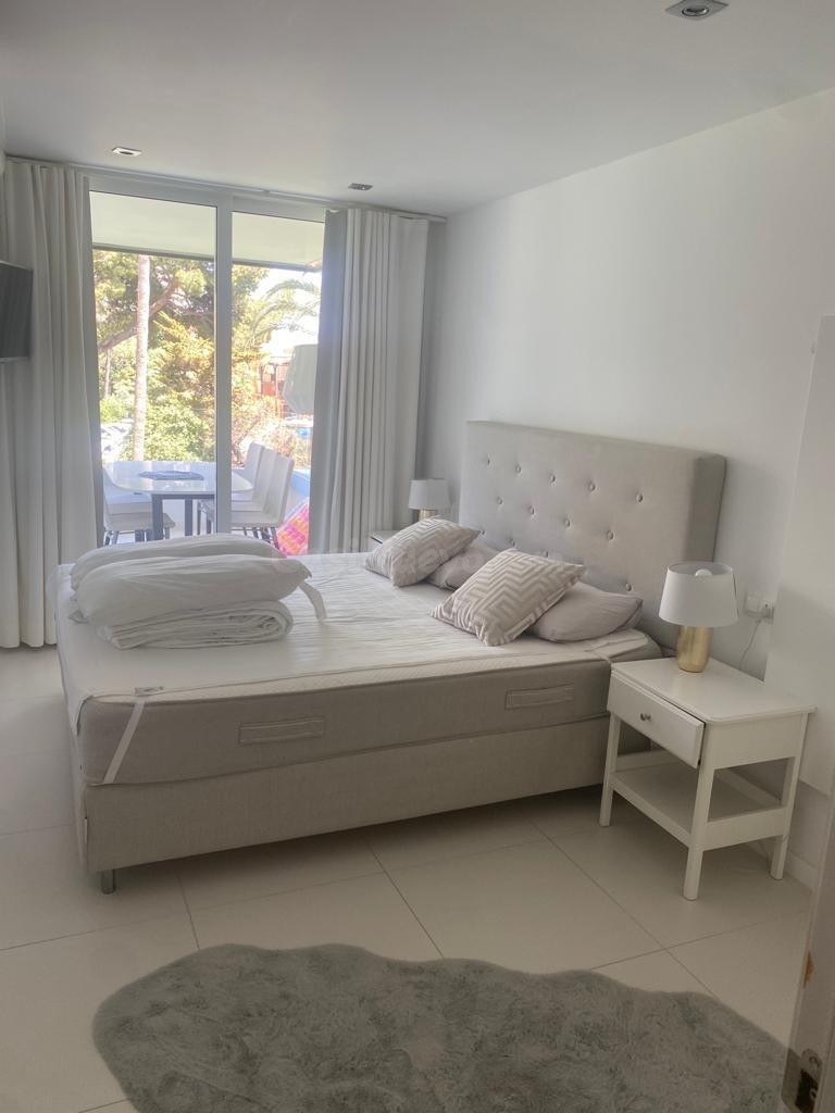 APARTAMENTO CON VISTAS LATERALES AL MAR EN PUERTO PORTALS - foto 4