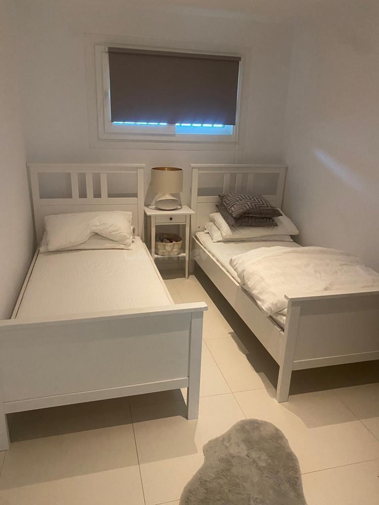 APARTAMENTO CON VISTAS LATERALES AL MAR EN PUERTO PORTALS - foto 5