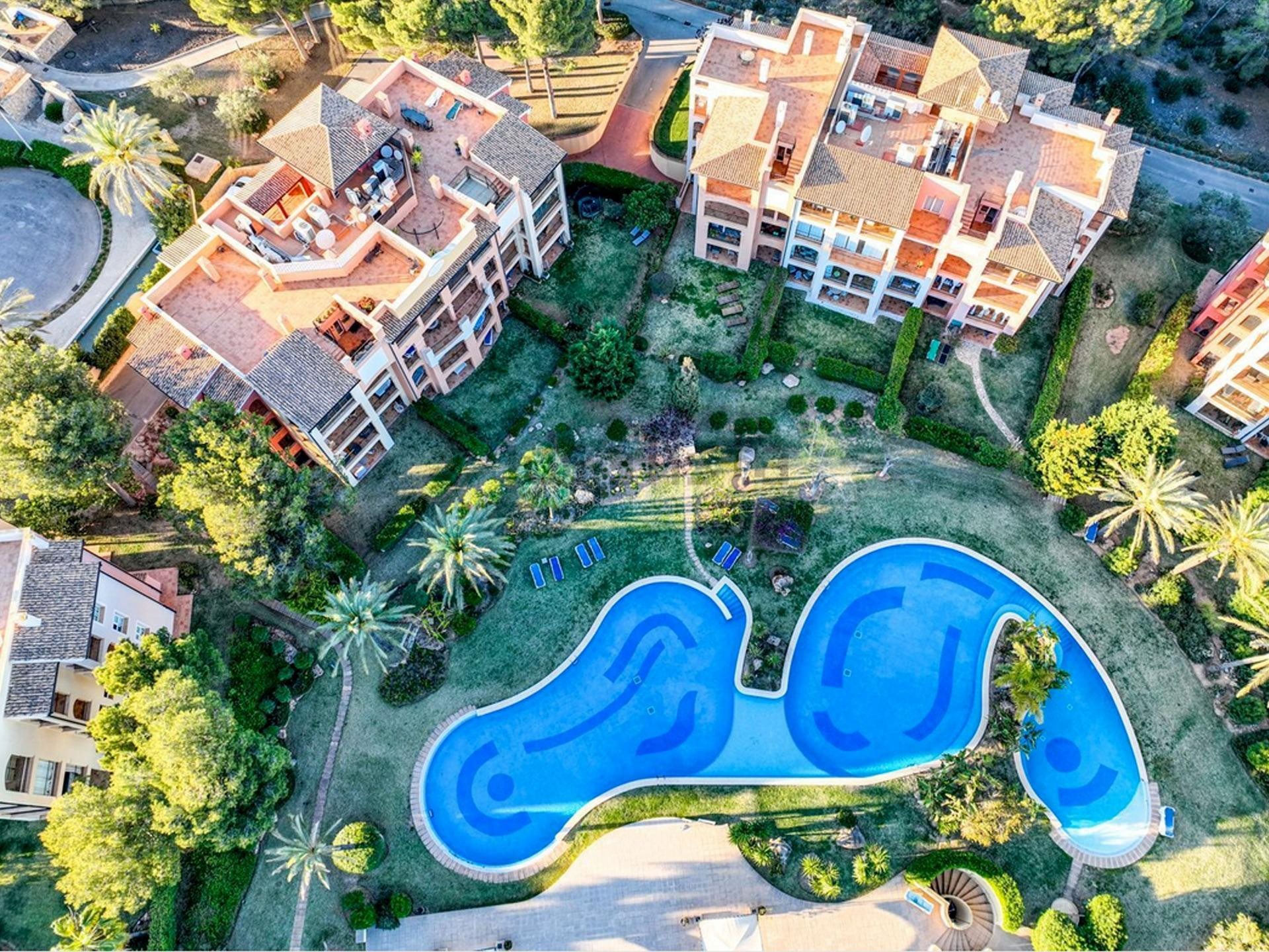 MARAVILLOSO APARTAMENTO EN BONITA COMUNIDAD EN NOVA SANTA PO