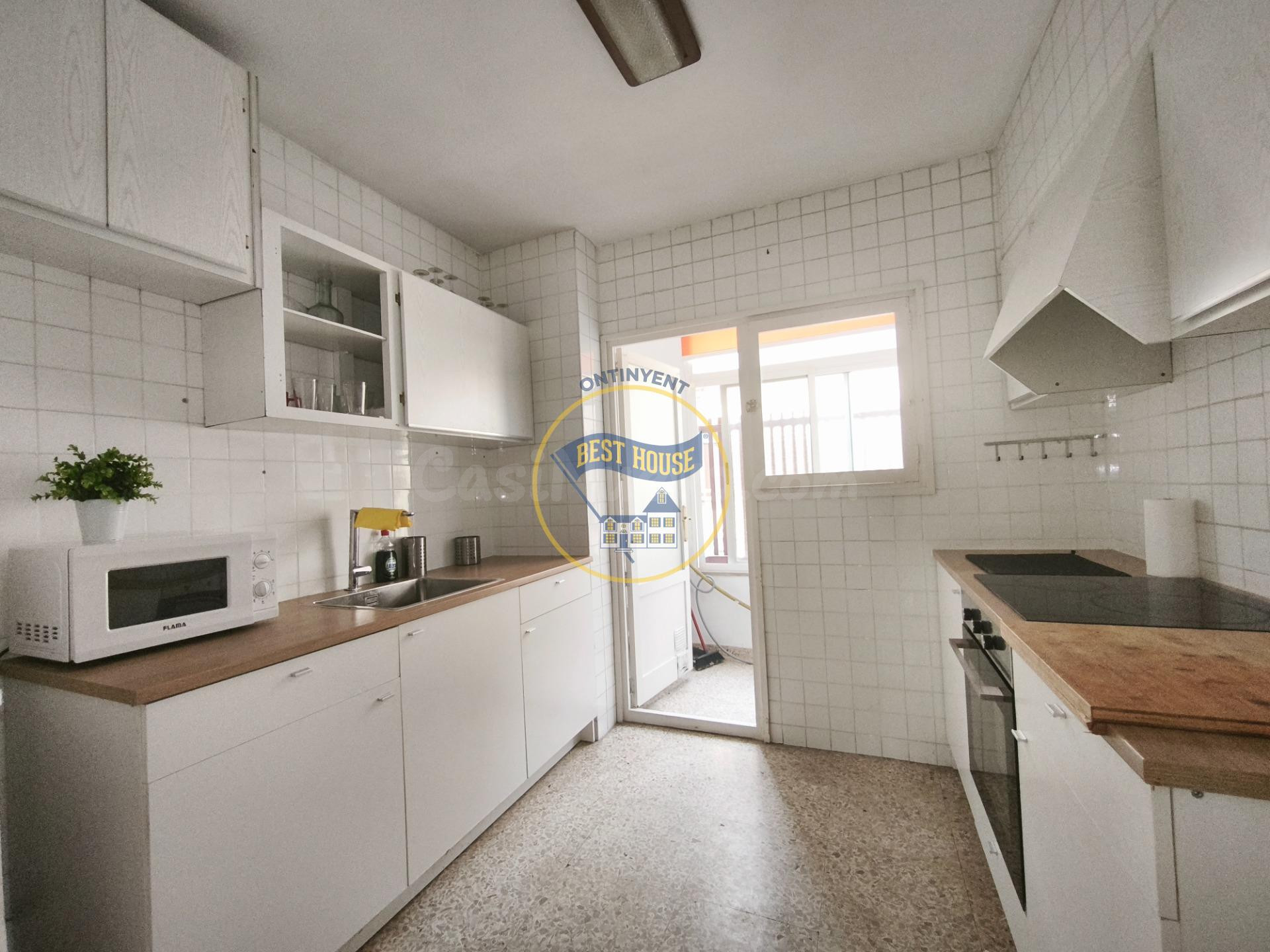 Oportunidad - Piso en una de las mejores zonas del centro de - foto 4