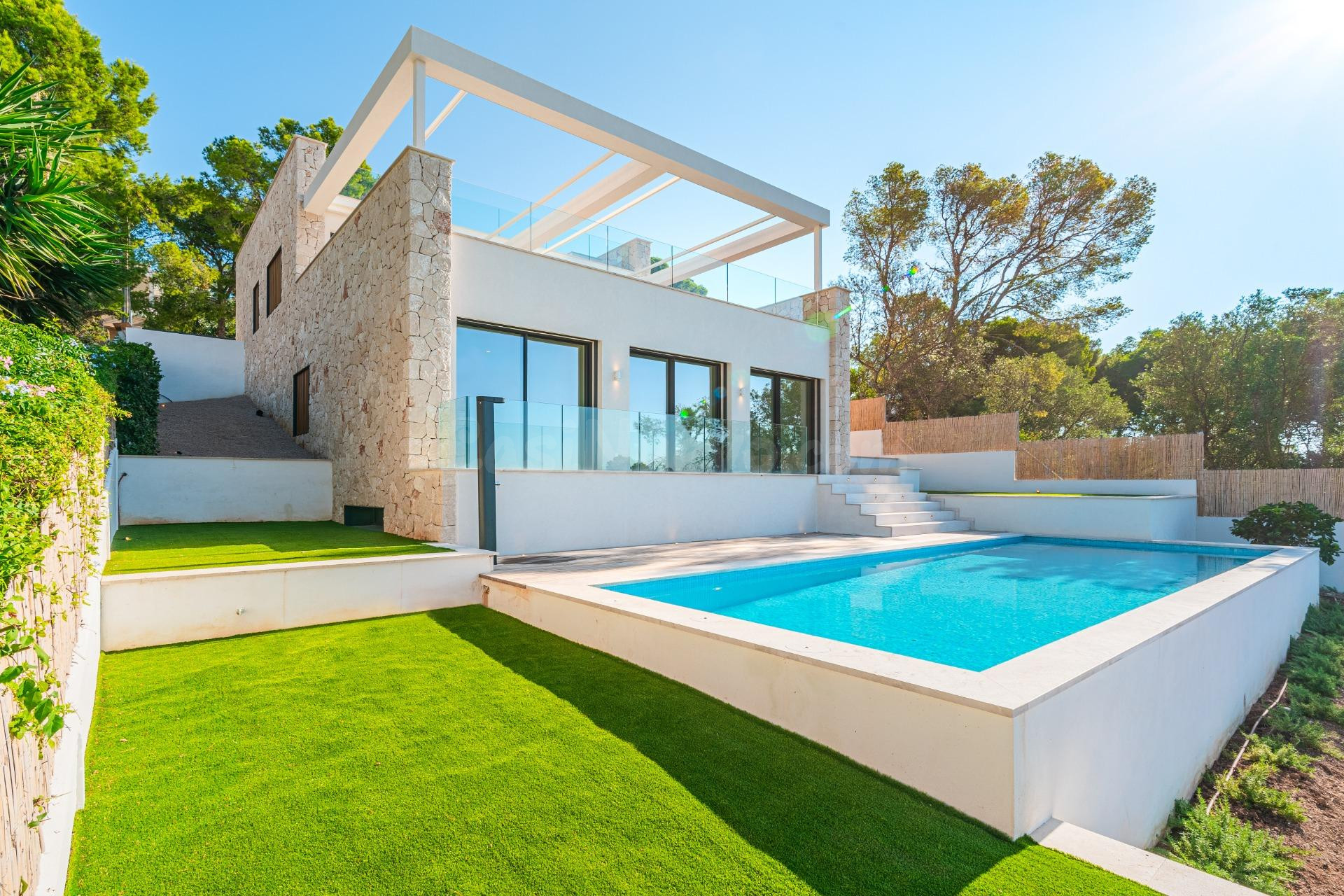 EXCLUSIVA VILLA DE LUJO CON VISTAS AL MAR EN PORTALS NOUS - foto 2