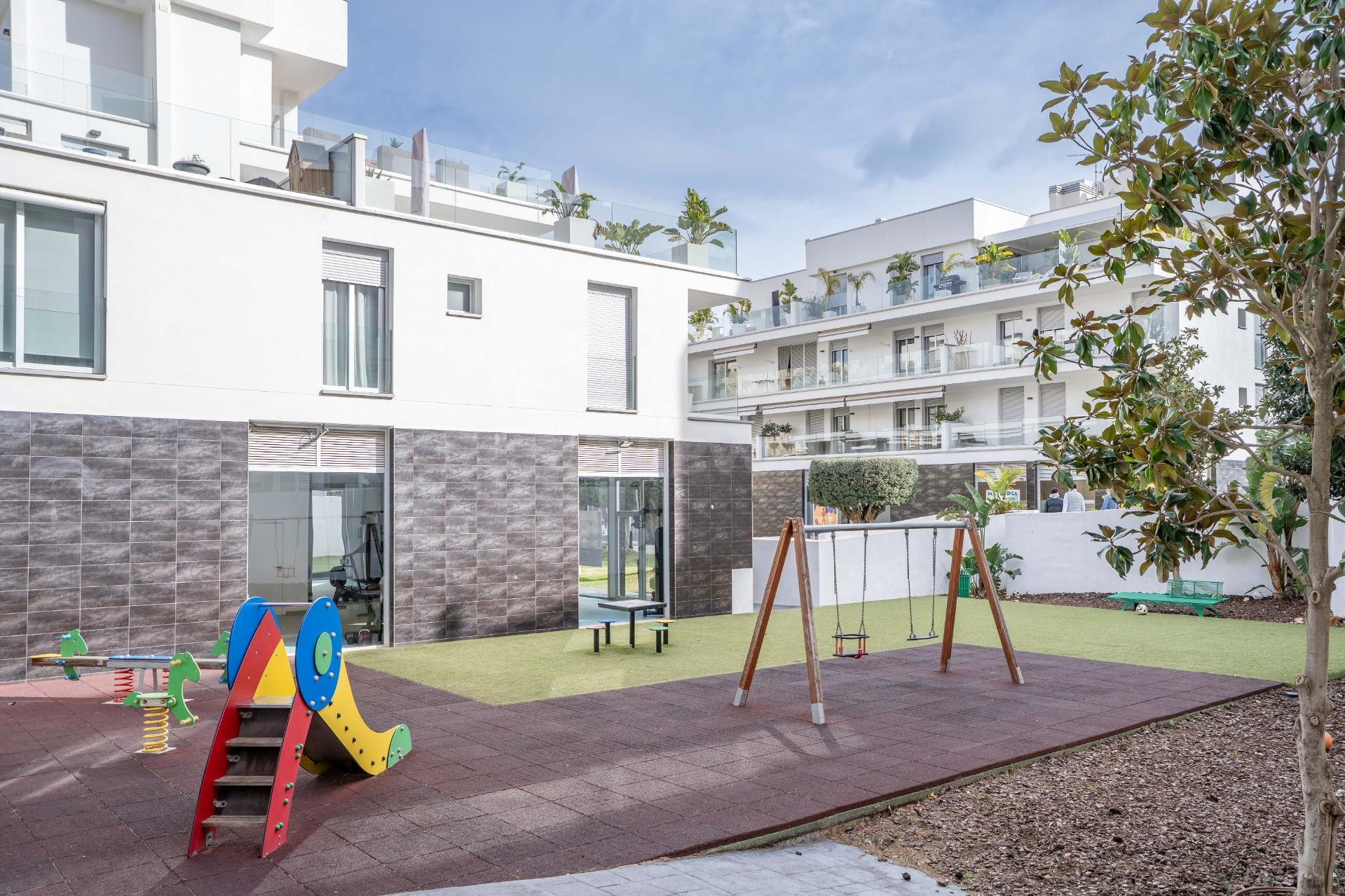 APARTAMENTO EN PLANTA BAJA CON JARDIN EN PALMANOVA - foto 3