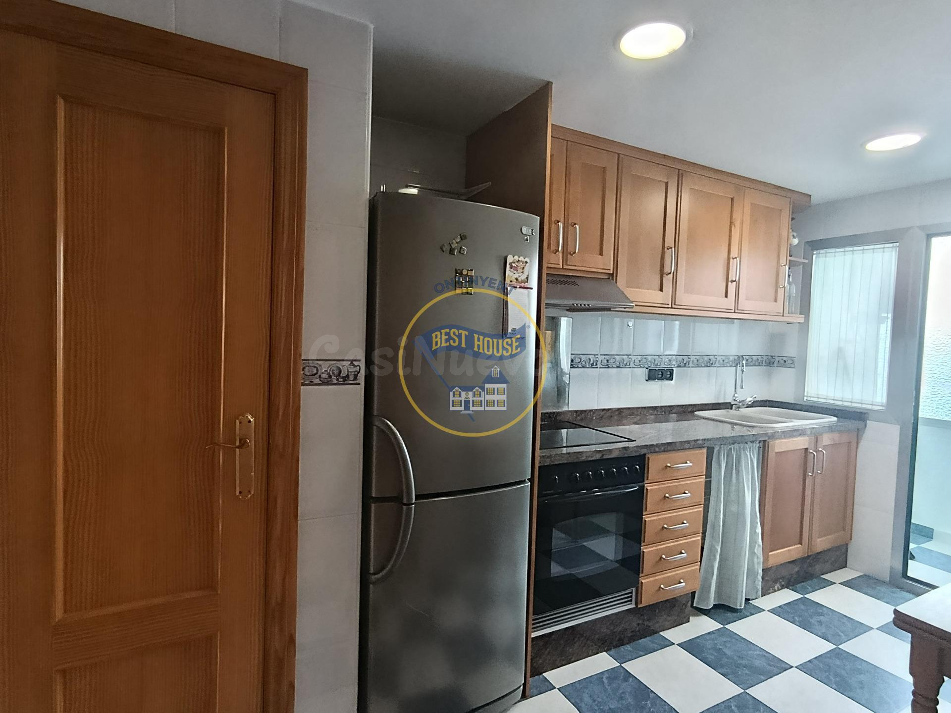 OPORTUNIDAD INVERSIÓN AMPLIO PISO AMOBLADO A LA VENTA EN ALB - foto 3
