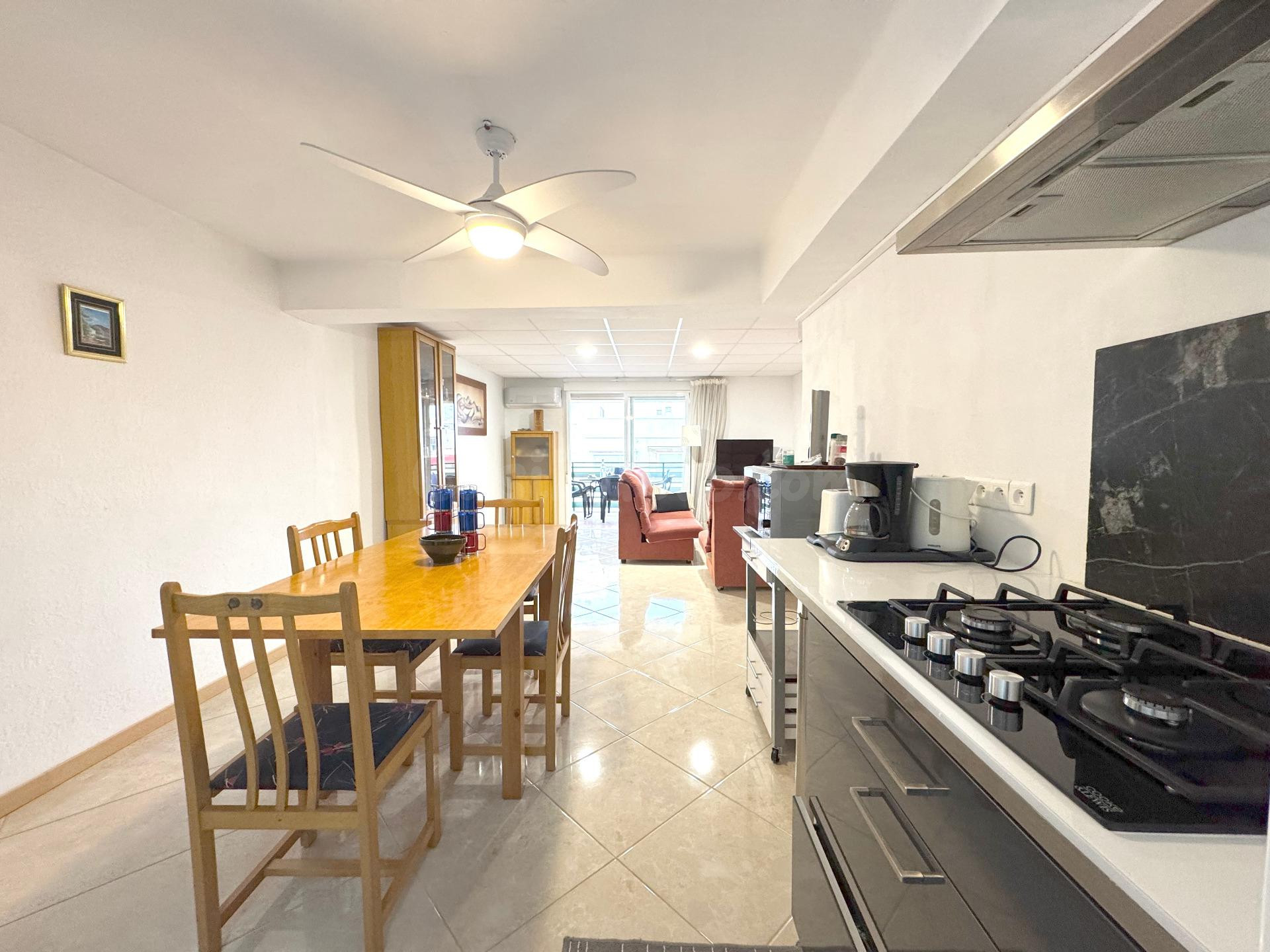 Apartamento en venta de 3 Dormitorios en Santa Pola, Alicante Cerca de la Playa