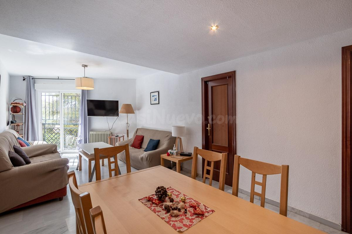 ¡¡Fantástico piso de 7 habitaciones en Bola de Oro!! - foto 2