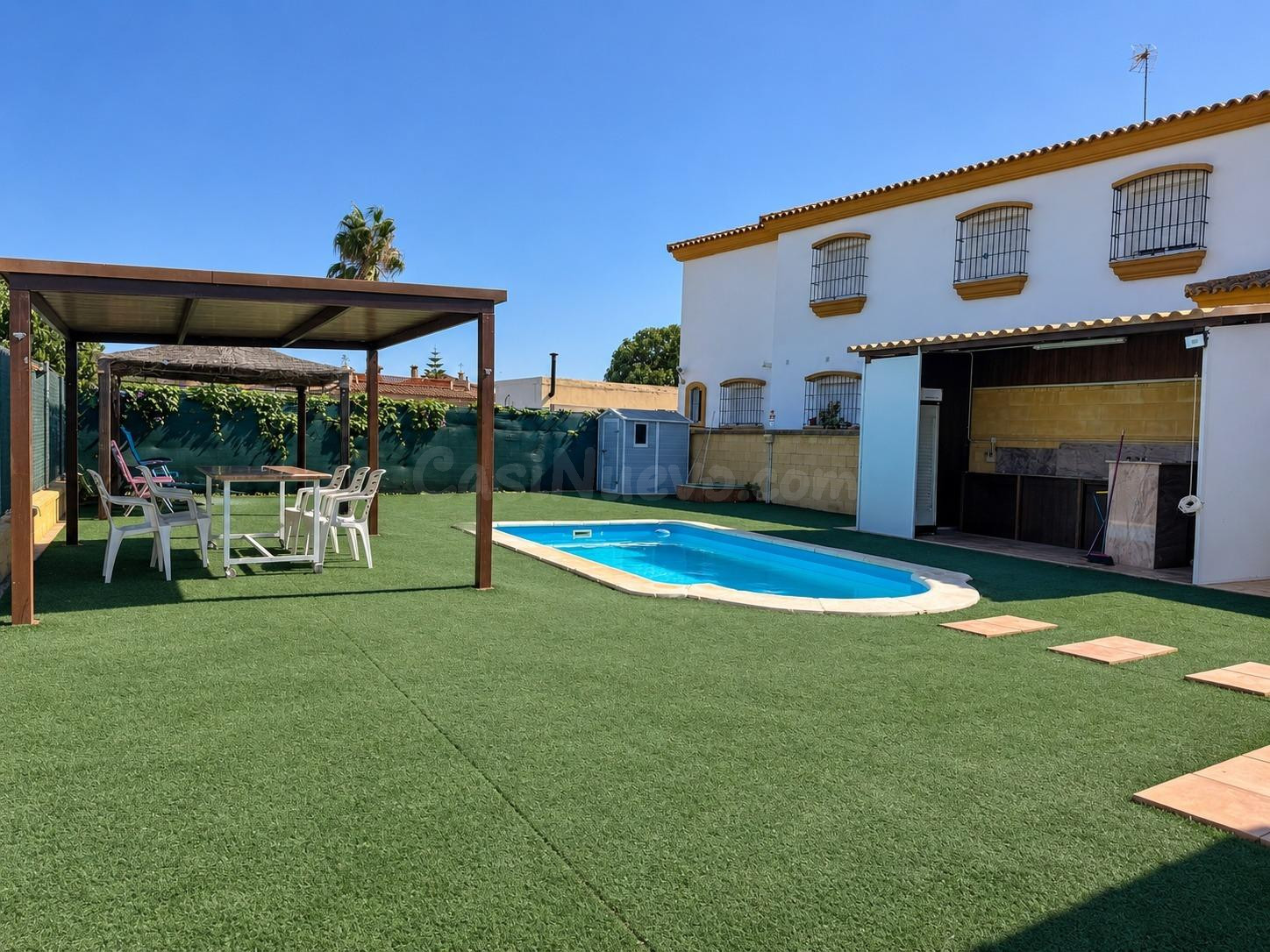 MAGNIFICA CASA EN EL PUERTO SANTA MARIA A ESTRENAR