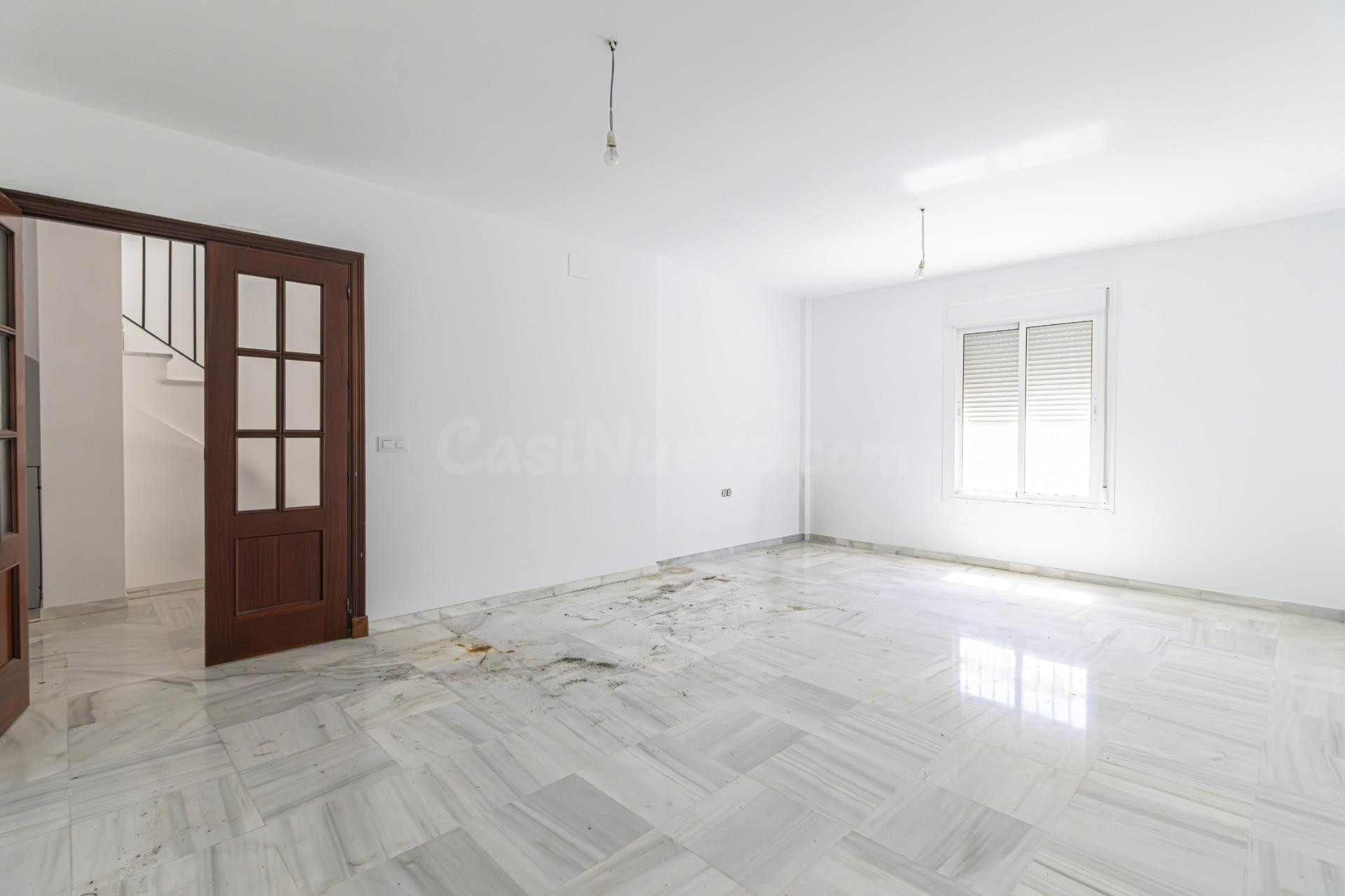MAGNIFICA CASA EN EL PUERTO SANTA MARIA A ESTRENAR - foto 4