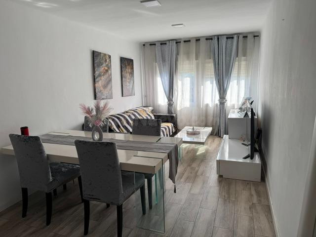 BONITO PISO EN VENTA TOTALMENTE REFORMADO - foto 2