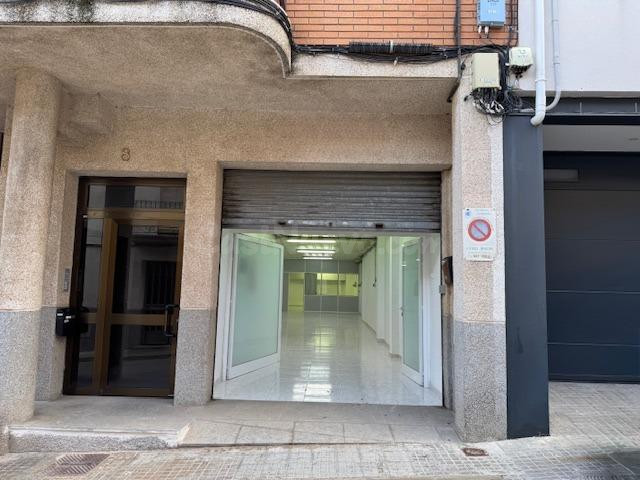 FANTASTICO LOCAL COMERCIAL APTO PARA MUCHOS USOS - foto 2