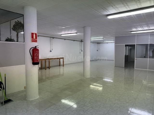 FANTASTICO LOCAL COMERCIAL APTO PARA MUCHOS USOS - foto 5