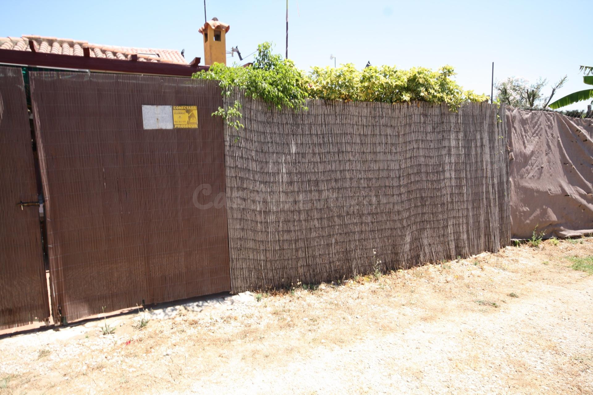 magnifica casa  a tan solo 300 metros de la playa de aguadulce - foto 3
